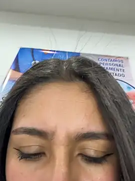CAROLINE  07 online show from May 28, 8:51 pm