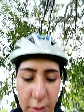 CAROLINE  07 online show from April 21, 11:39 am