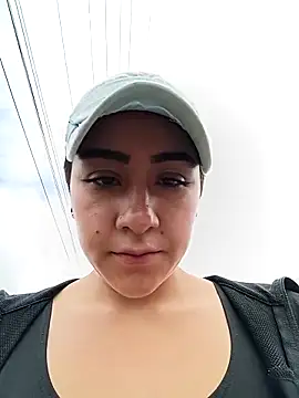 CAROLINE  07 online show from April 19, 12:49 pm