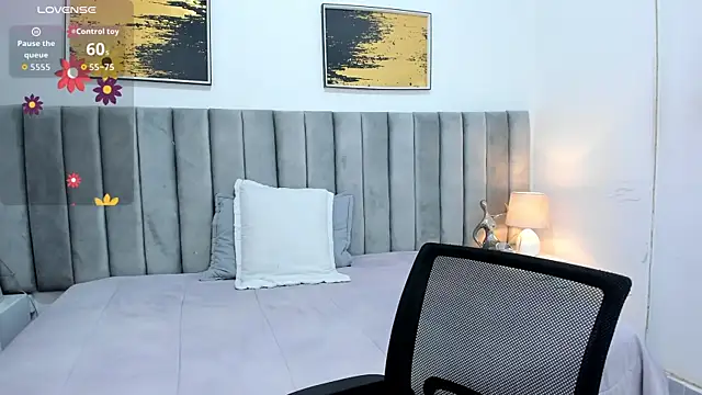  shaiira online show from October 6, 1:06 pm