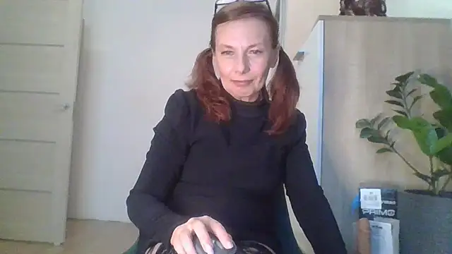 Snapshot of Sweetmurrr chatting on September 15, 3:48 am Sweetmurrr online show from September 15, 3:48 am