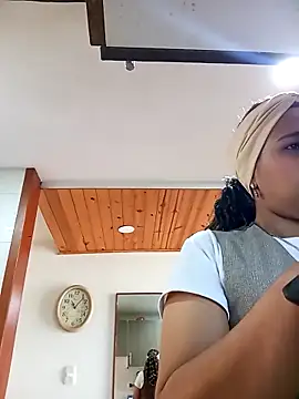 Snapshot of IVONNE_COLLINS33 chatting on September 16, 4:04 pm IVONNE COLLINS33 online show from September 16, 4:04 pm