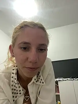 Bruna551 online show from November 7, 3:45 am