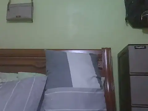 Sexyjenny4u online show from April 21, 6:31 am