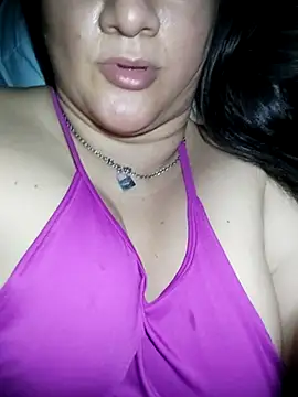 Aisha manzur online show from December 20, 3:10 am