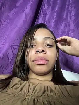 yumi hanna online show from March 5, 2:40 am