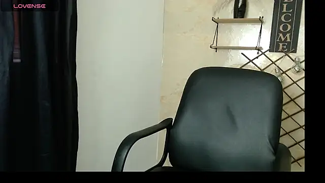 Snapshot of Perla_stonex chatting on September 24, 8:52 pm Perla stonex online show from September 24, 8:52 pm