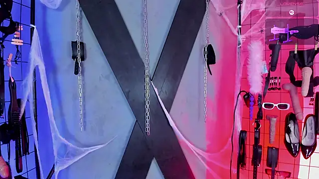 VictoryaLiah BDSM online show from October 24, 11:06 am