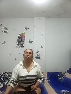 AddyStuart  online show from November 18, 4:02 am