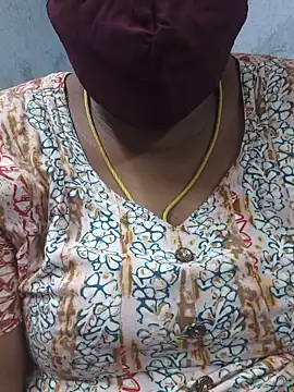 TAMIL ELAKKIYA online show from June 16, 7:26 pm