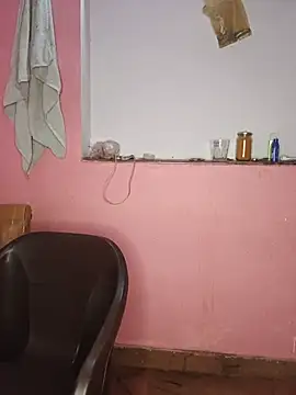 MEERAcle online show from July 9, 5:37 pm