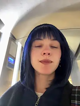 Only April online show from April 23, 8:11 am