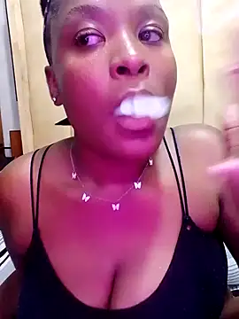 Snapshot of MrsMxx25 chatting on September 29, 8:47 pm MrsMxx25 online show from September 29, 8:47 pm
