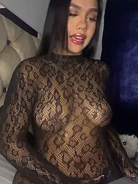 Michelle johnson  online show from April 26, 7:00 pm