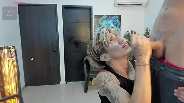 Snapshot of Playhardsex_ chatting on September 13, 11:35 pm Playhardsex online show from September 13, 11:35 pm