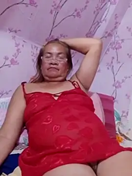 vickyhot1966 online show from March 4, 11:22 pm