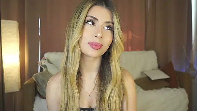 GeorginaHarn online show from June 8, 8:04 am