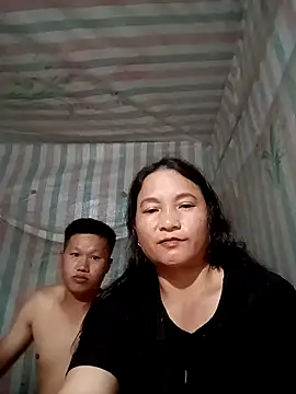 Snapshot of Love-Mama33 chatting on October 15, 1:36 pm Love-Mama33 online show from October 15, 1:36 pm