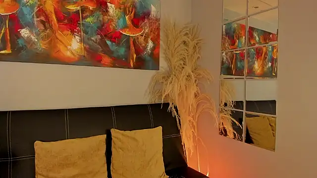 Emma  clark  online show from February 14, 1:24 pm