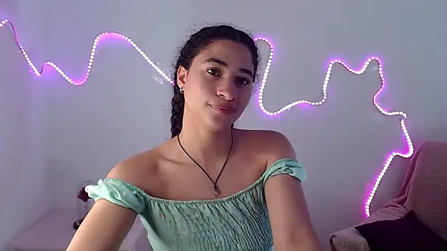 Snapshot of heartty_Milah chatting on September 9, 11:26 pm heartty Milah online show from September 9, 11:26 pm