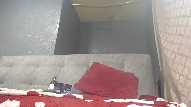 gattycahot online show from April 23, 5:37 pm