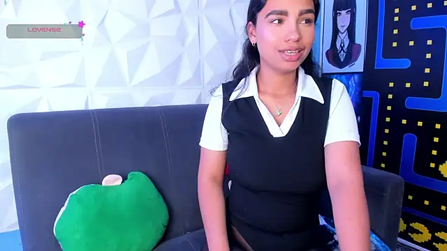 KhateAndersson online show from November 20, 8:32 pm