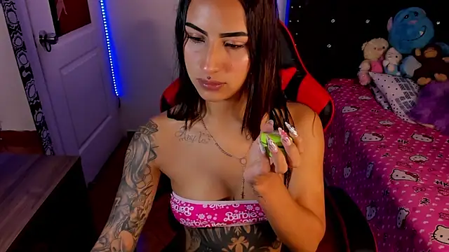Samanthademonx20  online show from May 8, 2:15 am