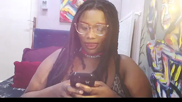CurvyCocoxxx online show from June 12, 7:11 pm