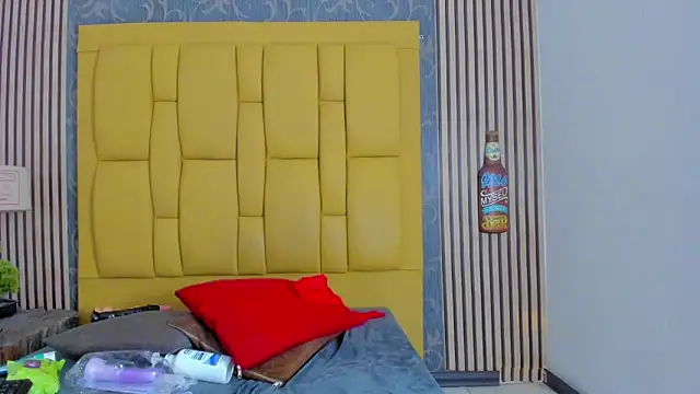 alice rouusse online show from March 6, 7:53 pm