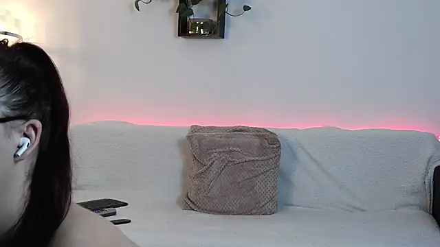 ScarletNoiree online show from November 19, 12:16 pm