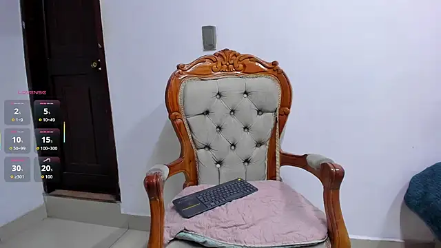 Agnes-23 online show from September 18, 12:15 pm