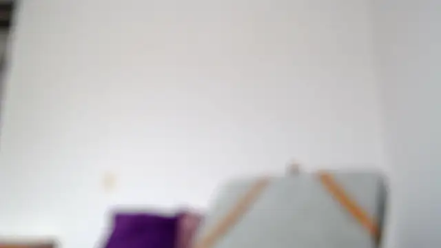 Snapshot of rosse77_ chatting on October 18, 1:47 pm rosse77 online show from October 18, 1:47 pm