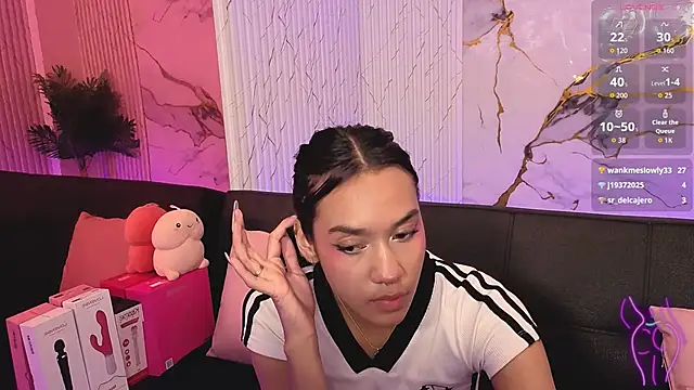 artemiss tay online show from April 17, 9:50 pm