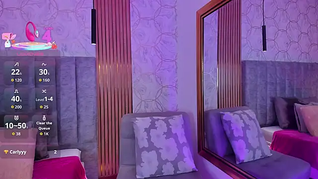 sarahyessica online show from December 22, 8:12 pm