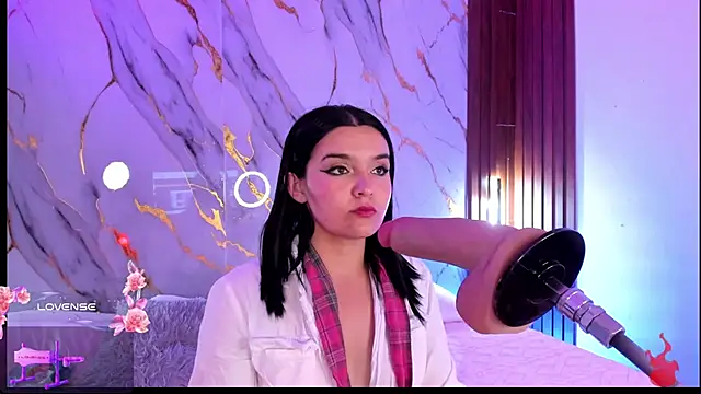 alicecute77 online show from March 22, 2:17 am