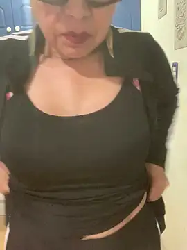 SweetCatheryne online show from June 10, 7:56 pm