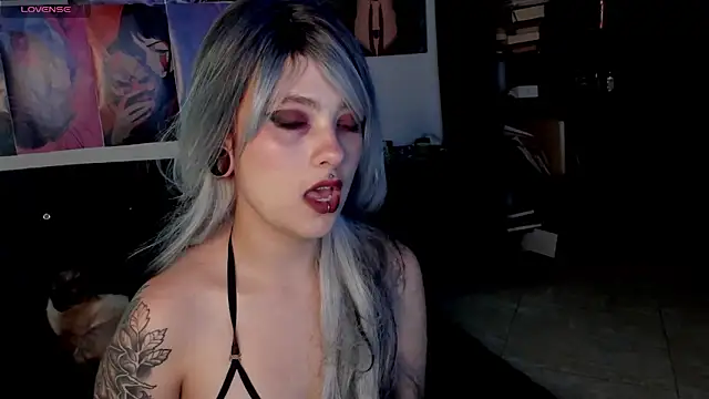 Snapshot of nathaly_wild chatting on October 4, 10:03 pm nathaly wild online show from October 4, 10:03 pm