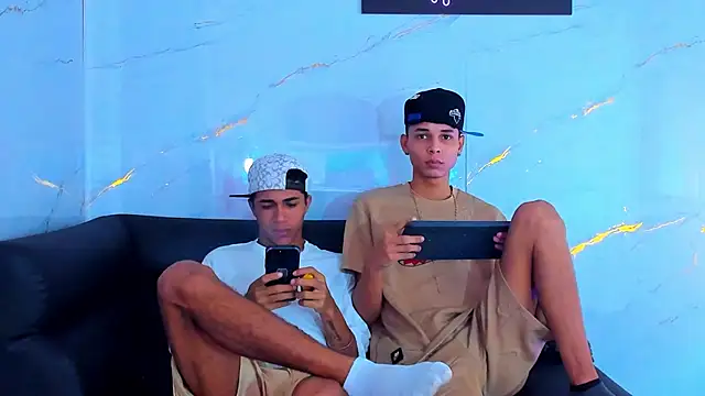 Snapshot of The_boys_at chatting on September 14, 4:43 am The boys at online show from September 14, 4:43 am