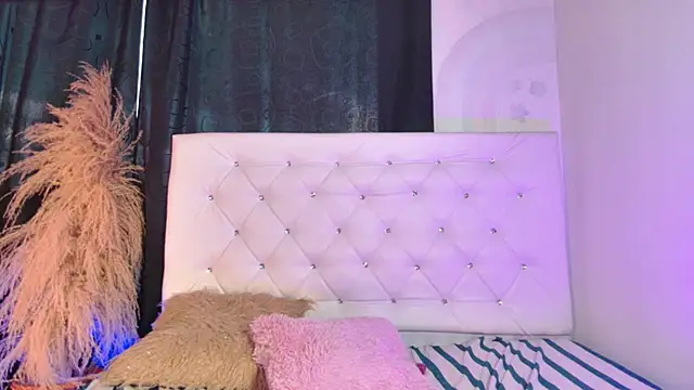 tatixxxvega online show from April 24, 10:23 pm