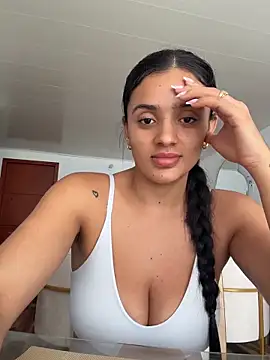 AnaaFaith  online show from April 27, 6:49 pm