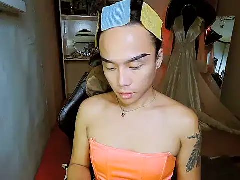 YourNikkieXxx online show from November 8, 4:45 pm