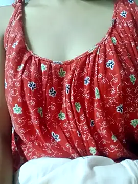 Snapshot of Swapna2025 chatting on September 12, 8:16 pm Swapna2025 online show from September 12, 8:16 pm