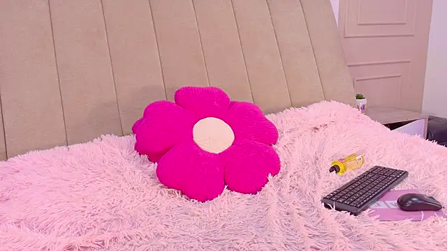 ameliiaa smith online show from May 30, 2:20 am