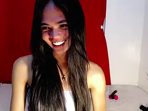 Snapshot of Linseyprats chatting on October 25, 11:29 am Linseyprats online show from October 25, 11:29 am