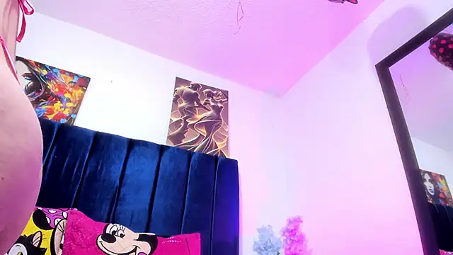 Annie switt online show from February 17, 4:45 am