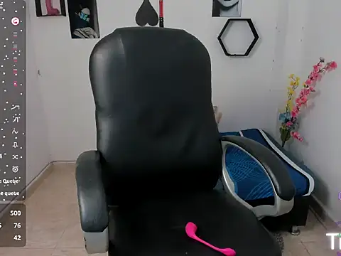 Snapshot of ZoeWright1 chatting on September 13, 10:29 pm ZoeWright1 online show from September 13, 10:29 pm