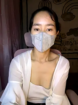 Snapshot of TiNa_04 chatting on October 12, 11:40 pm TiNa 04 online show from October 12, 11:40 pm