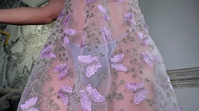 Sophi Johnson online show from April 25, 5:10 am