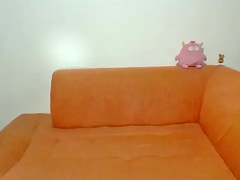 Snapshot of IsabelaSnow chatting on September 24, 2:32 am IsabelaSnow online show from September 24, 2:32 am