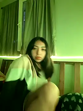 missapril0101 online show from June 3, 3:18 am